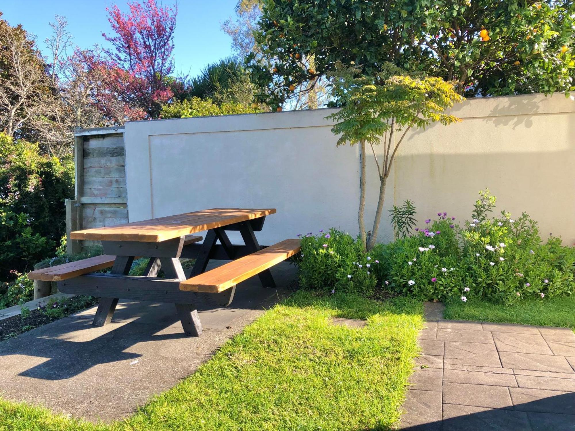 Hillcrest Two Appartement Whakatane Buitenkant foto