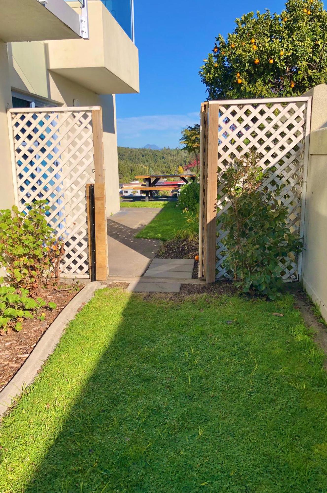 Hillcrest Two Appartement Whakatane Buitenkant foto