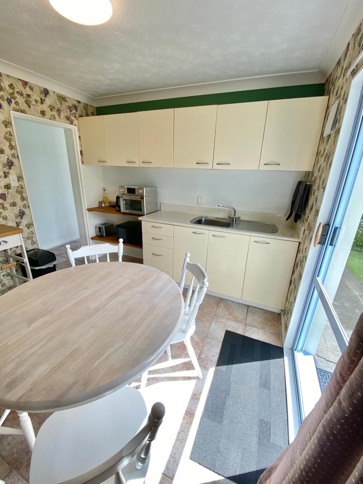 Hillcrest Two Appartement Whakatane Buitenkant foto